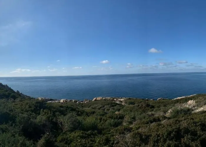 Vue 5 Personnes LʼÎle-Rousse